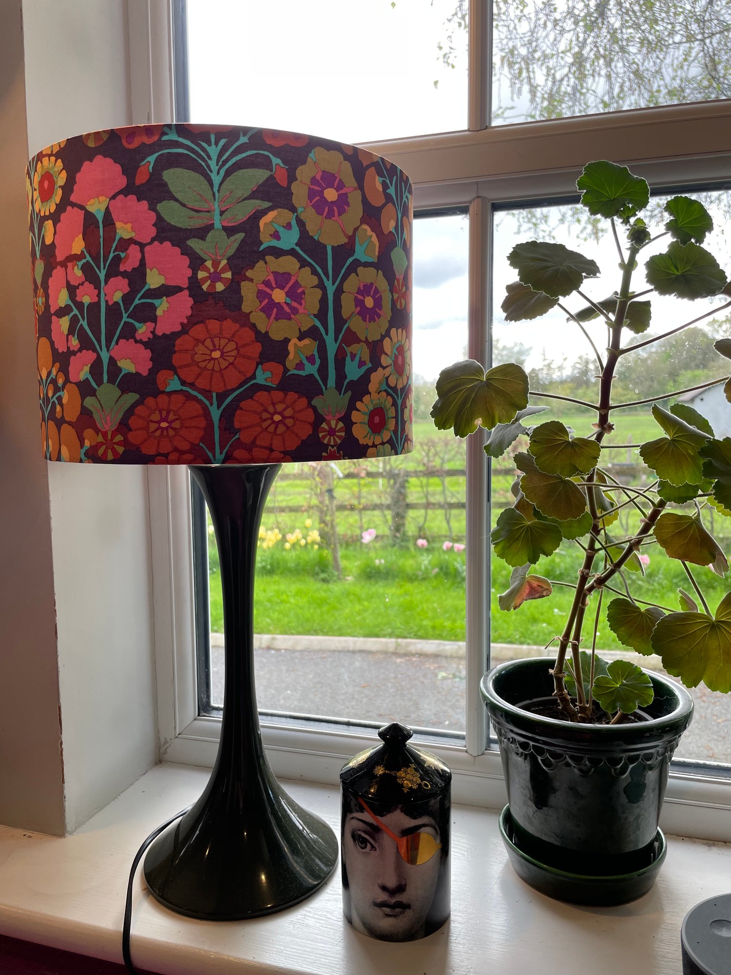 Image of Fabulous Sprays Brown Shade 30cm