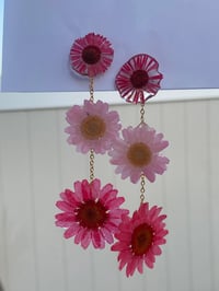 Image 4 of Handmade Dangle Earrings w/ Real Dried Pressed Flowers in Resin. Pink.