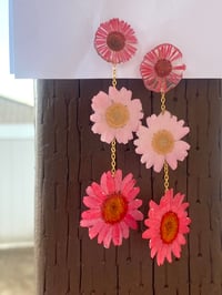 Image 3 of Handmade Dangle Earrings w/ Real Dried Pressed Flowers in Resin. Pink.