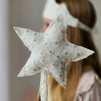 Image 1 of Daisy wand