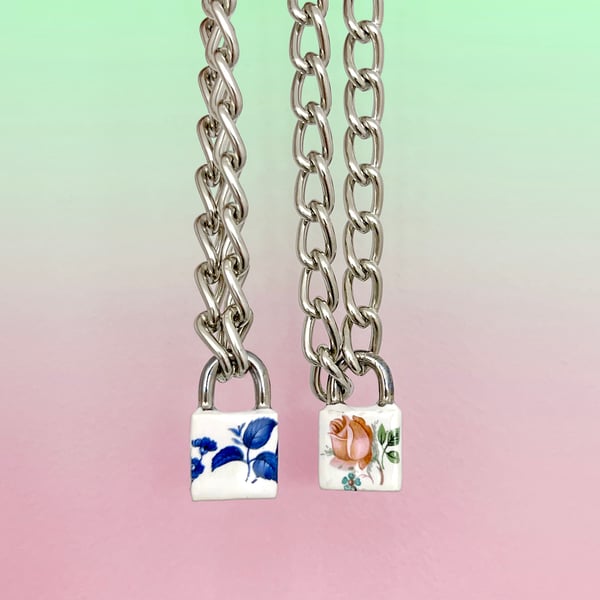 Image of Small Floral Padlock Chokers with 22Kt White Gold