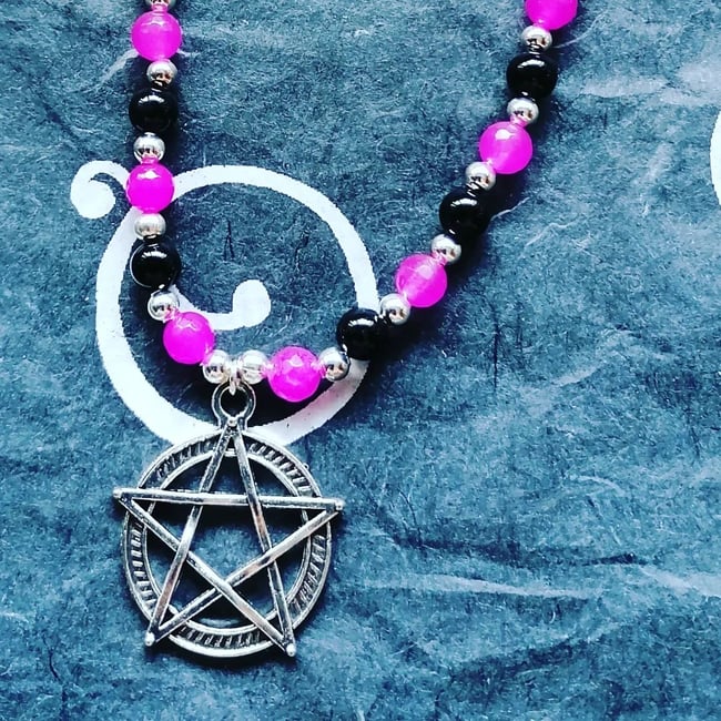Pentagram beaded necklace 