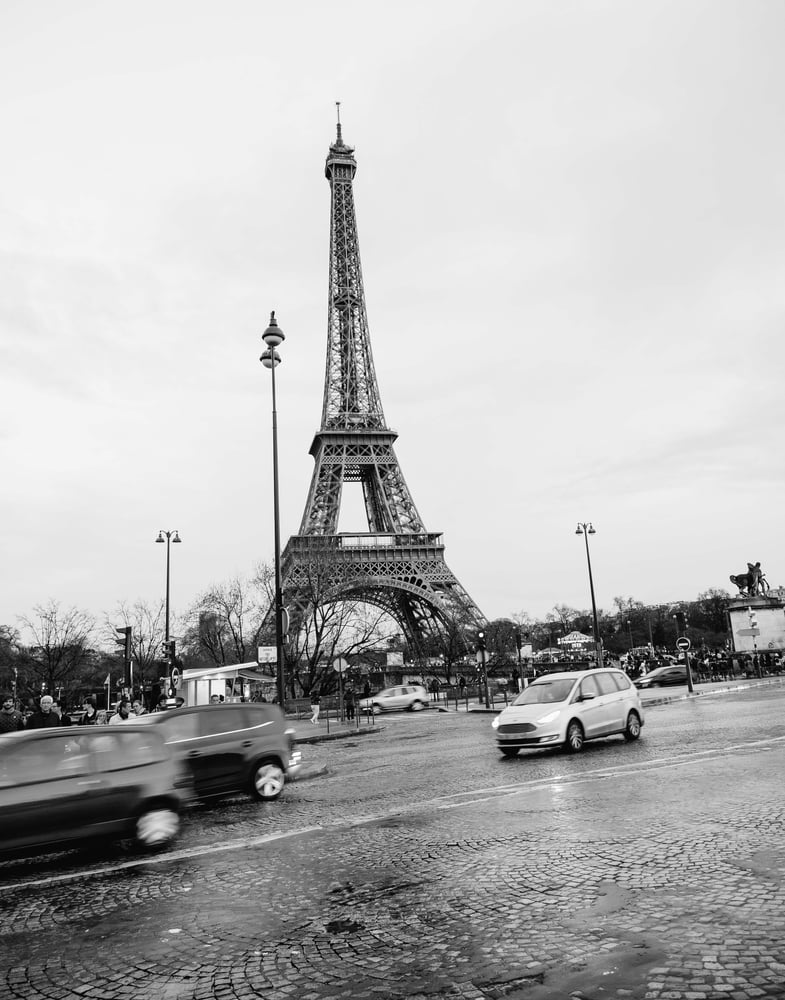 Image of Black and White Eiffel Tower