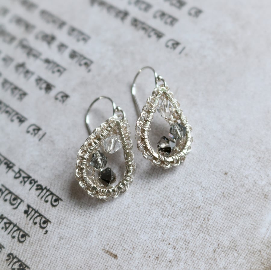 Image of RAINDROP EARRINGS - Granite