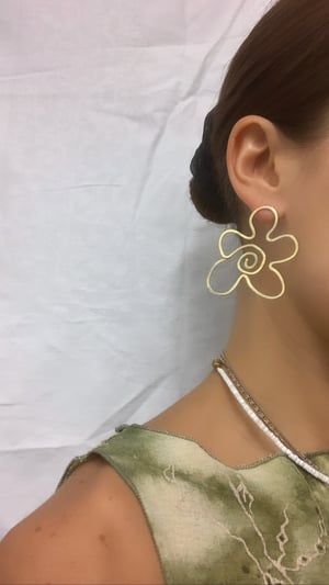 Image of "Flower Dance" hammered brass stud earrings