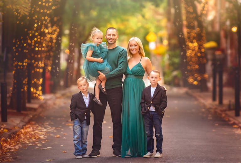 OUTDOOR Magical Santa! September 30th- Santa Sparkle Sessions! Image 3
