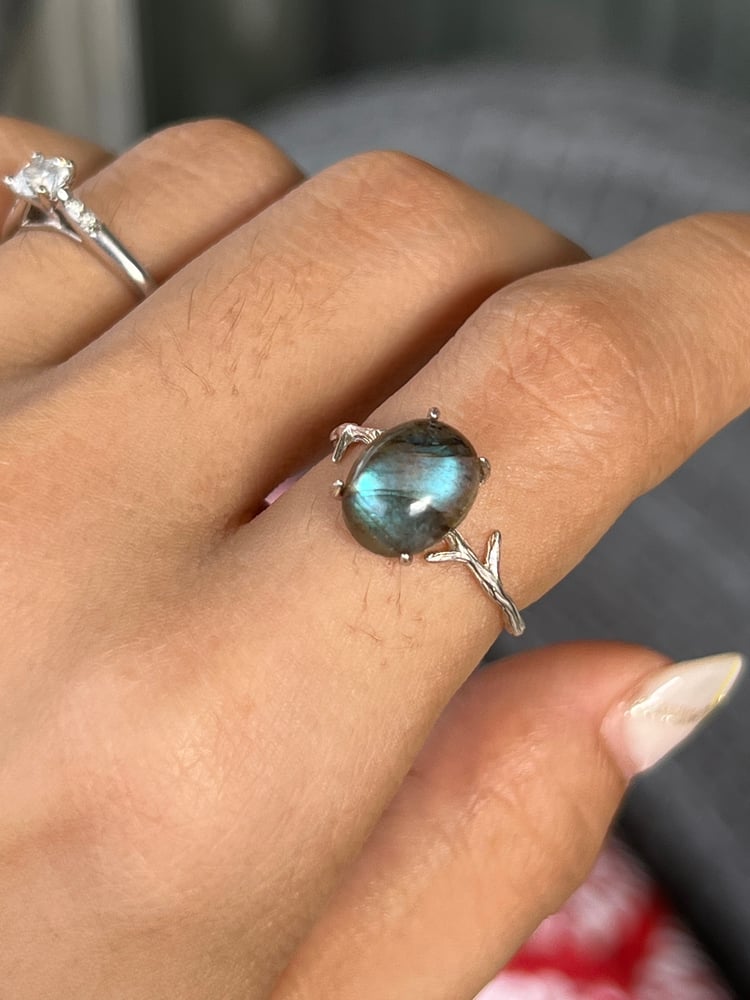 Image of Labradorite ring