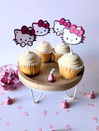 Image 4 of Caritas de Hello Kitty Sets of 12 & 24