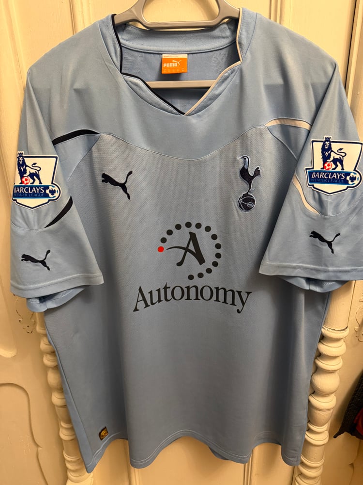 Image of PRE ORDER: Tottenham Hotspur “CROUCH 15” 2010/11 Away Shirt + PL patches (XL)