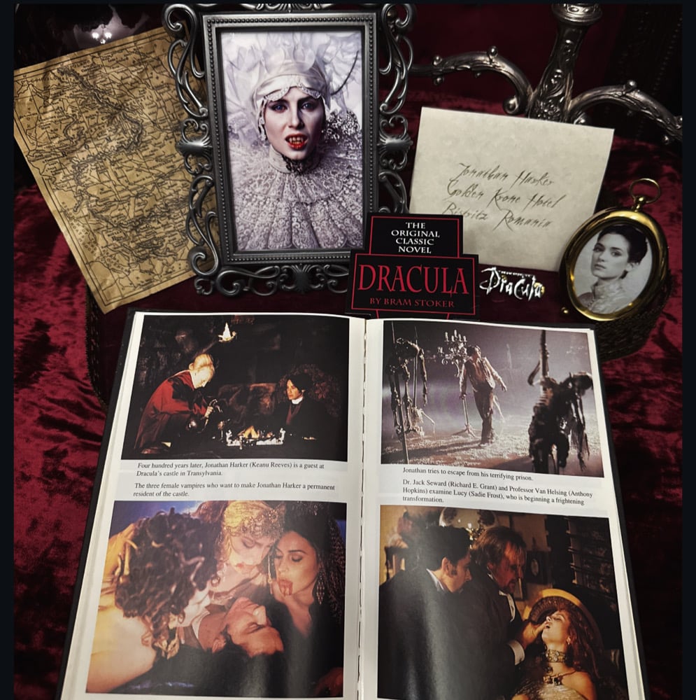 Image of Bram Stoker’s Dracula Lot