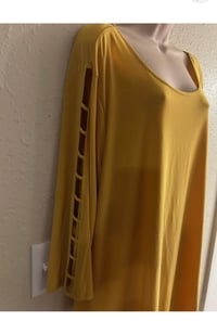 Image 5 of XL Apt 9 Essentials top #817*8 (Pre-Owned)