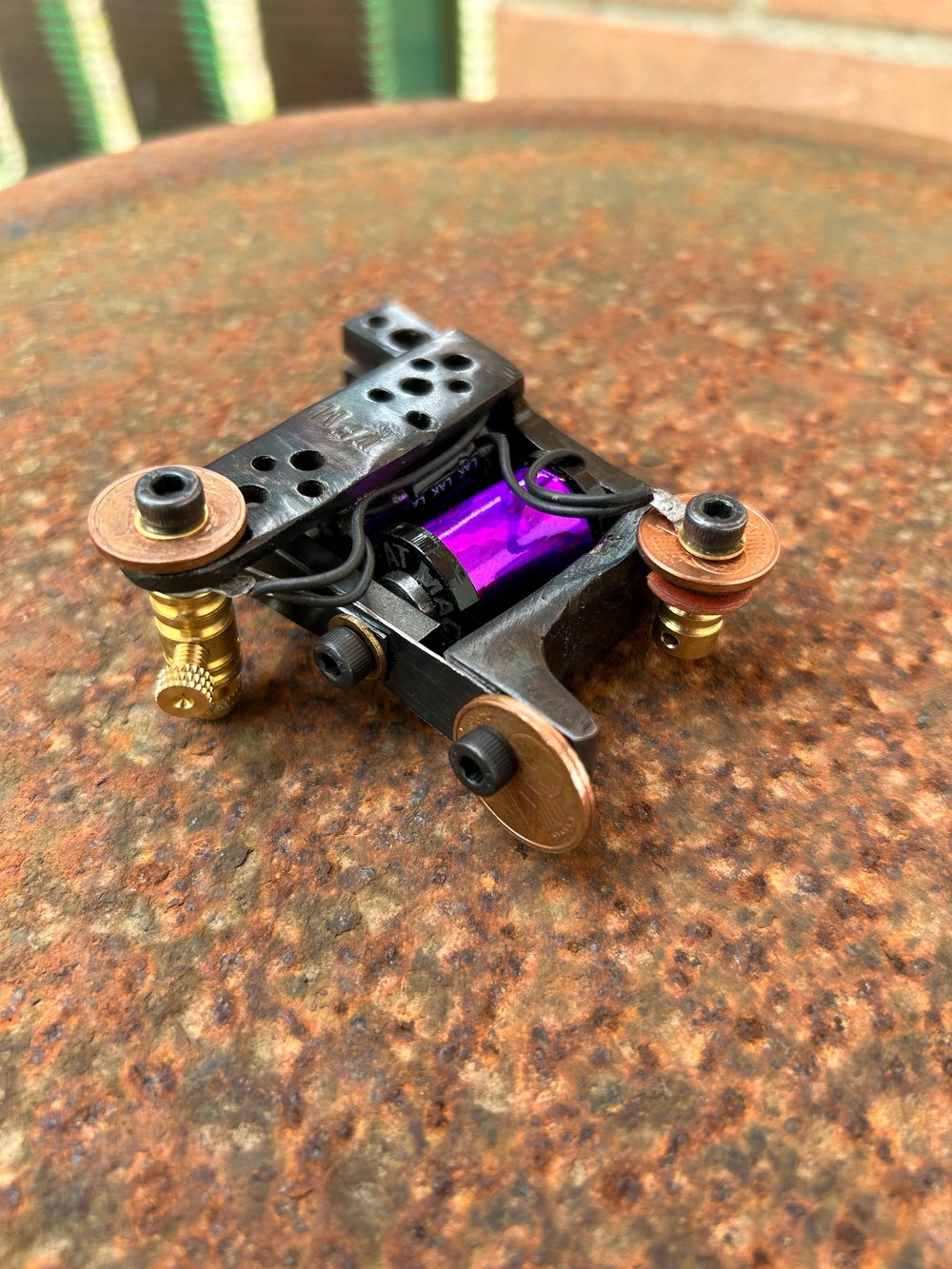 Handmade Custom Bulldog - PURPLE COILS - Medium Liner (5-11)