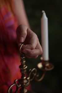 Image 4 of Kerzenständer, zweiflammig, Messing, mit Haltering