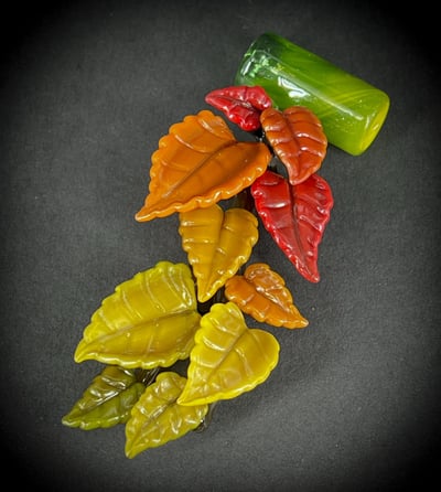 Image of Fall Fades 2025 Leaf Vine Pendant 10