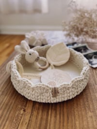 Image 4 of Scallop edge crochet basket