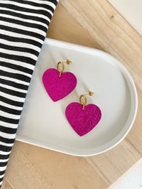 Image 2 of Boucles d’oreilles COEUR DE CUIR