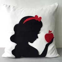 Image 5 of Disney Princess Snow White Party Bags Favor Bags.  Fairytale Baby Shower Girls Birthday Party Supply