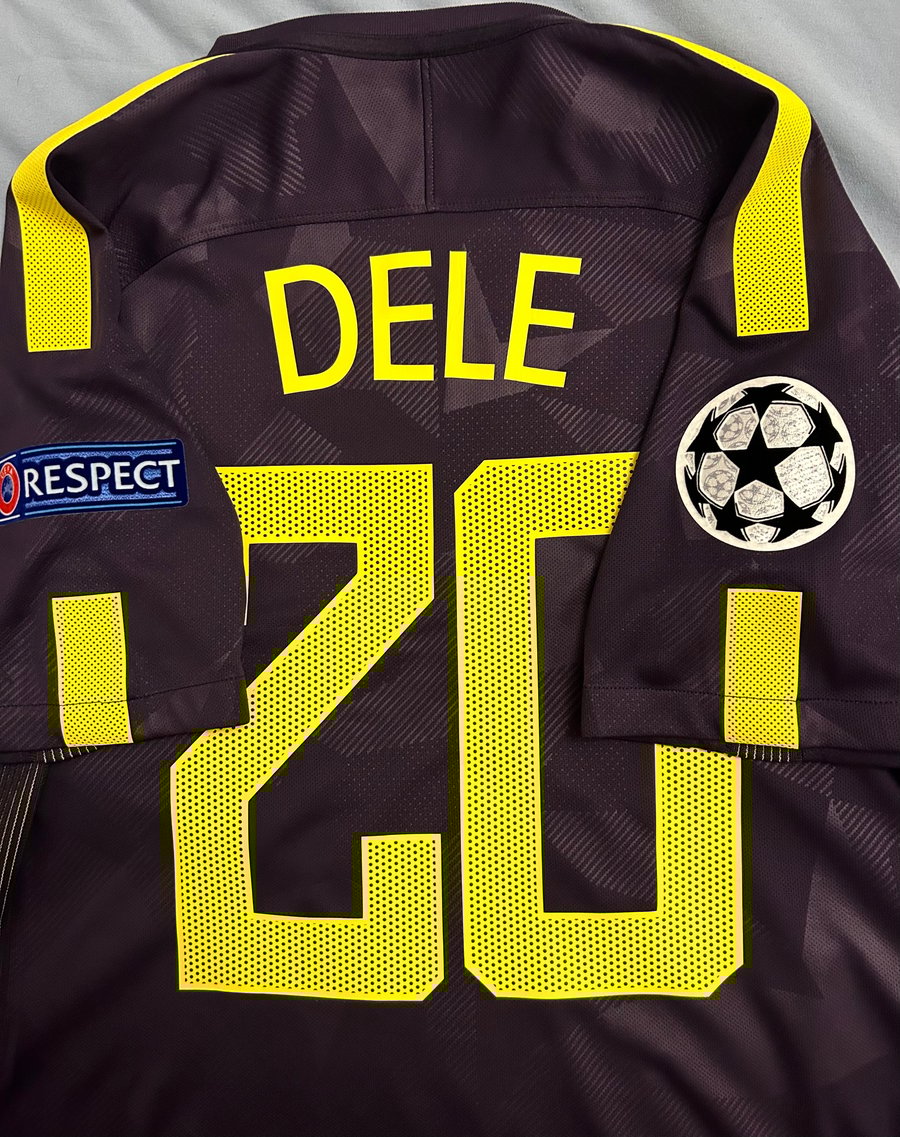 Image of Tottenham Hotspur “DELE 20” 2017/18 Third Shirt + UCL patches (S)
