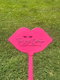 Image 4 of Get My Close Up Mirror