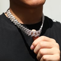 Image 3 of High Quality 20mm Moissanite Diamond Cuban Link Chain/Bracelet