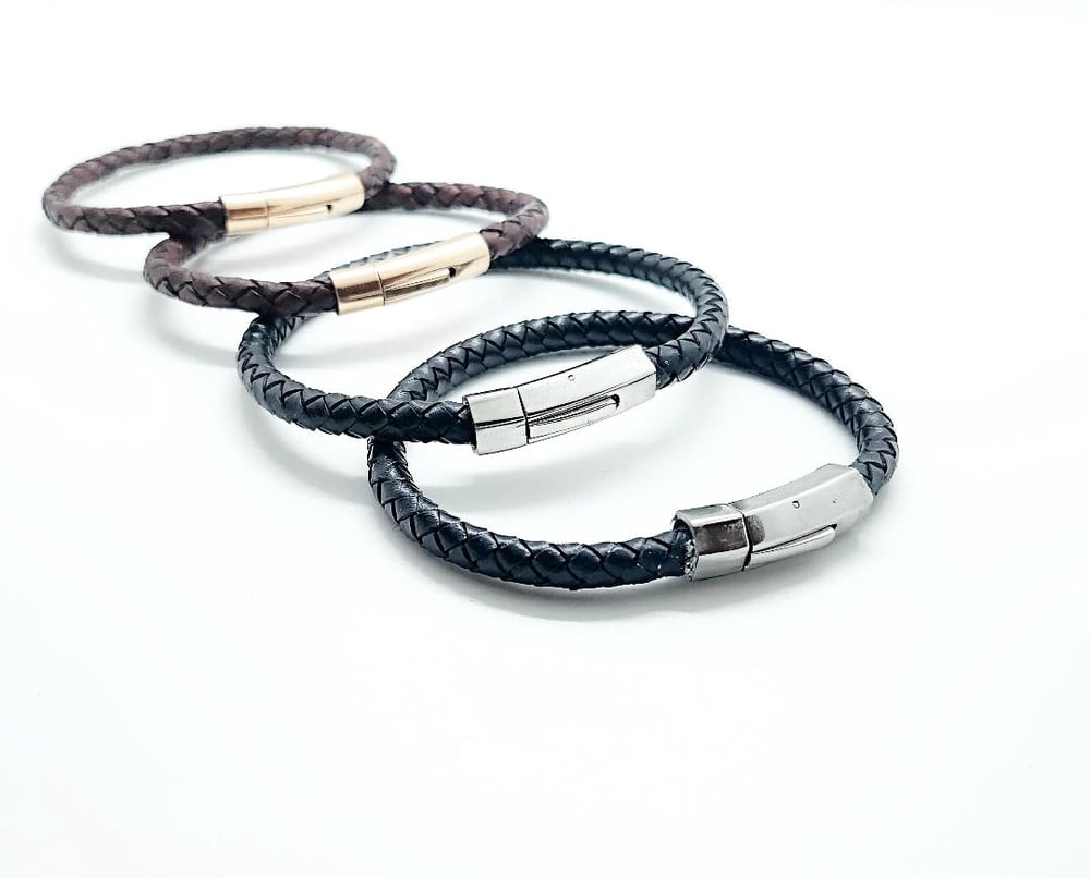 Image of Mens brown/black leather large bracelet