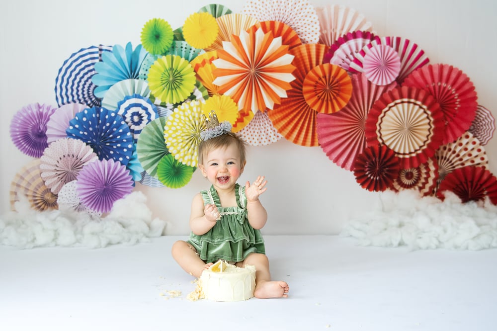 Image of RAINBOW FANS CAKE SMASH MINI