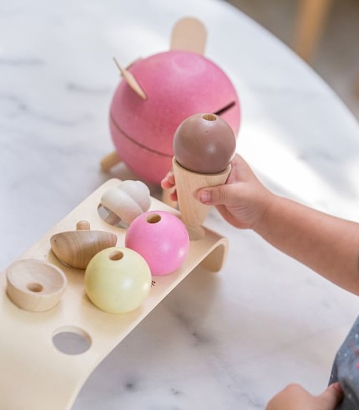 Plan toys best sale ice cream shop