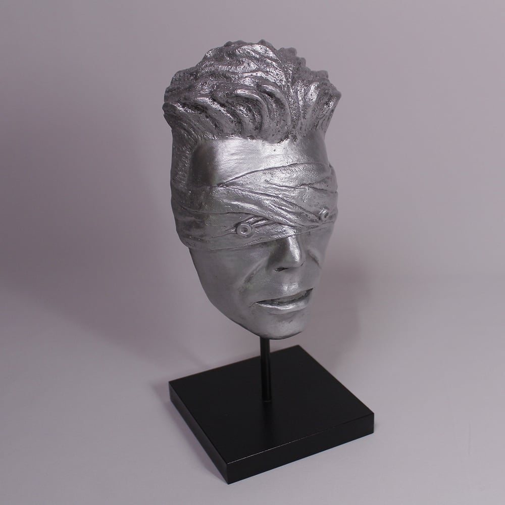 Silver Resin 'The Blind Prophet' Metallic Effect - David Bowie Sculpture