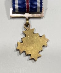 Image 3 of Generational (USA) Distinguished Flying Cross (Miniature) Medal - Original Issue