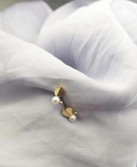 Image 2 of Microdot#4 pearl 14kt 