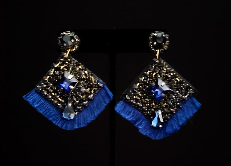 Image of Royal Blue Gem Pierced Earrings 