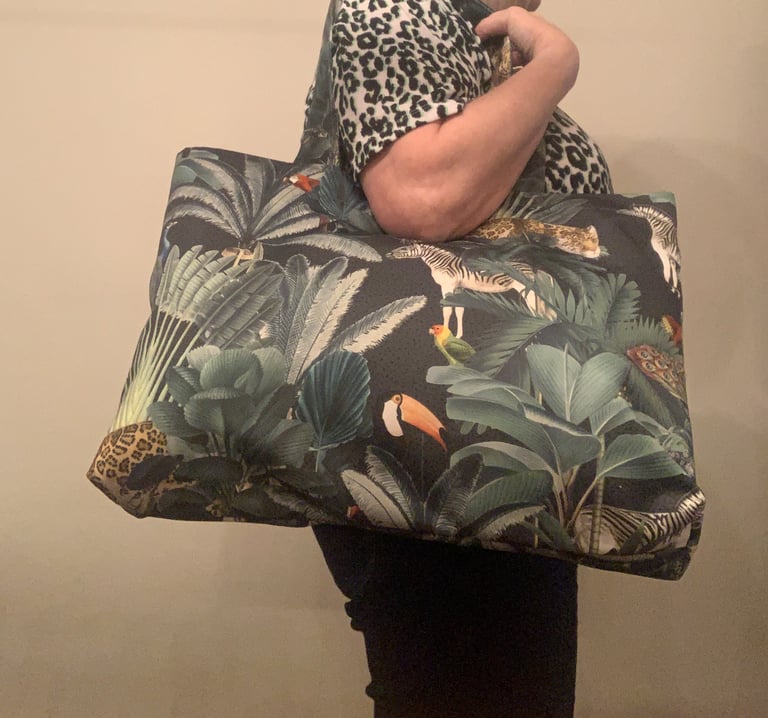 Water Resistant beach bag  Image 4