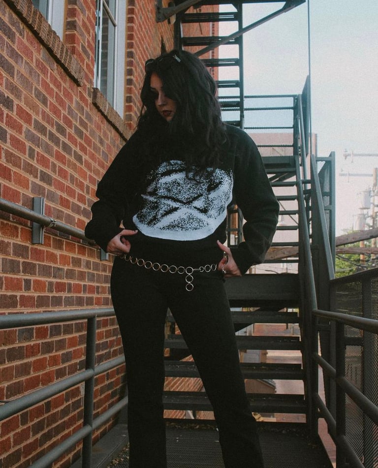 (U)mbra Cropped Knitted Sweater Image 3