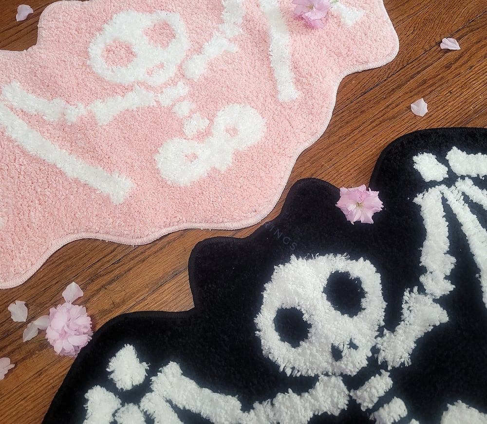 Image of Skelebat Machine Tufted Rug 40 x 75 CM