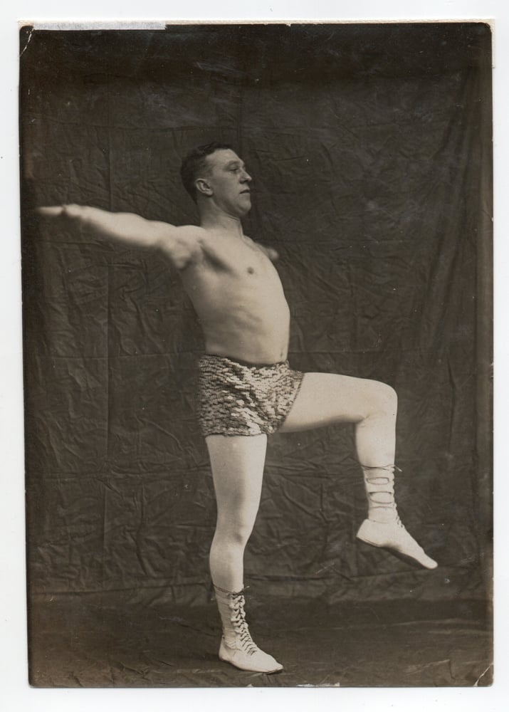 Image of Anonymous: bodybuilder Bert Harrington #1, UK ca. 1920