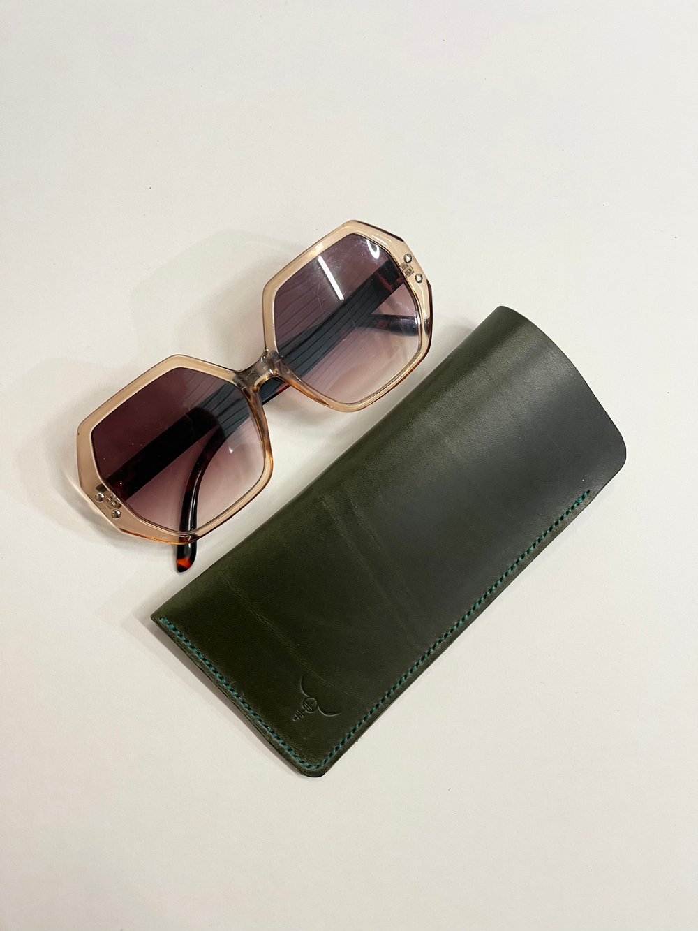 Image of Olive Vachetta Sunglasses Case