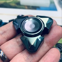 Image 2 of Spinner LordVader out of Zircon with Oilslick Finish