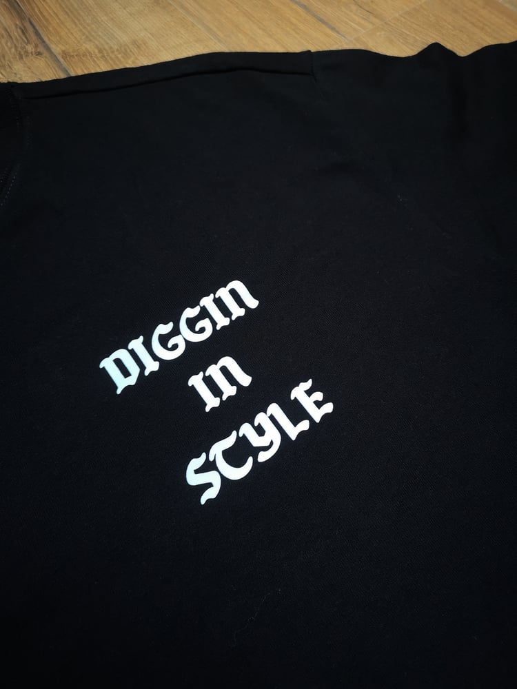 Image of Diggin In Style 