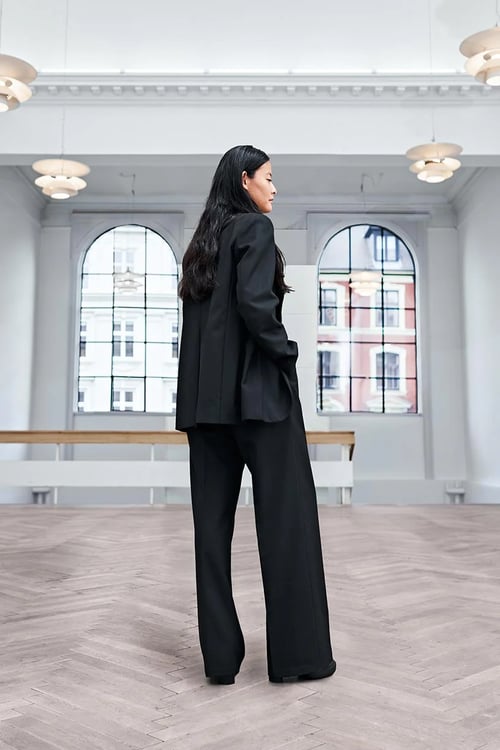 Image of Suit 2  PRESS SAMPLE 40% off - Women size M, L - Wool - Black