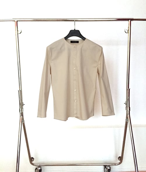 Image of Shirt 2 raw white SALES SAMPLE 30 % off - women size S,M - Organic cotton 