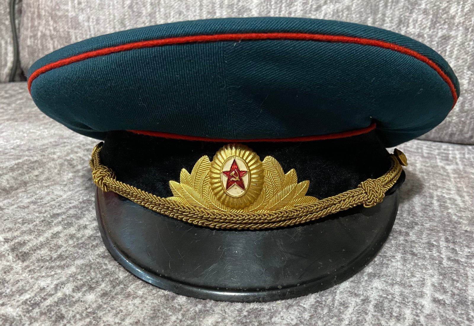 USSR) Soviet / Russian Army Officer 'Parade' Visor Cap - Artillery & Tank  Forces | WORLD HISTORICS & RELICS