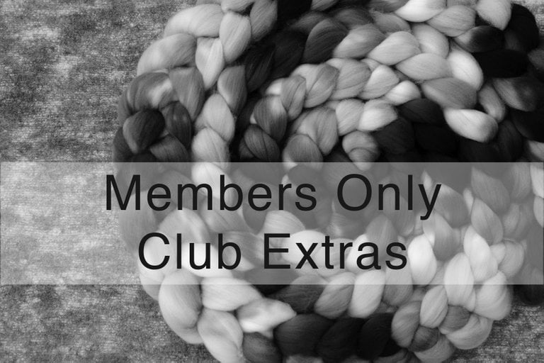 Image of April Fiber Club Extras - "Trinkets" - 4 oz.