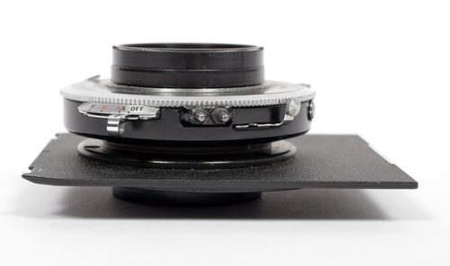Image of Goerz Dagor 8 1/4" [210mm] F6.8 Lens in Rapax #1 Shutter #173 on linhof board