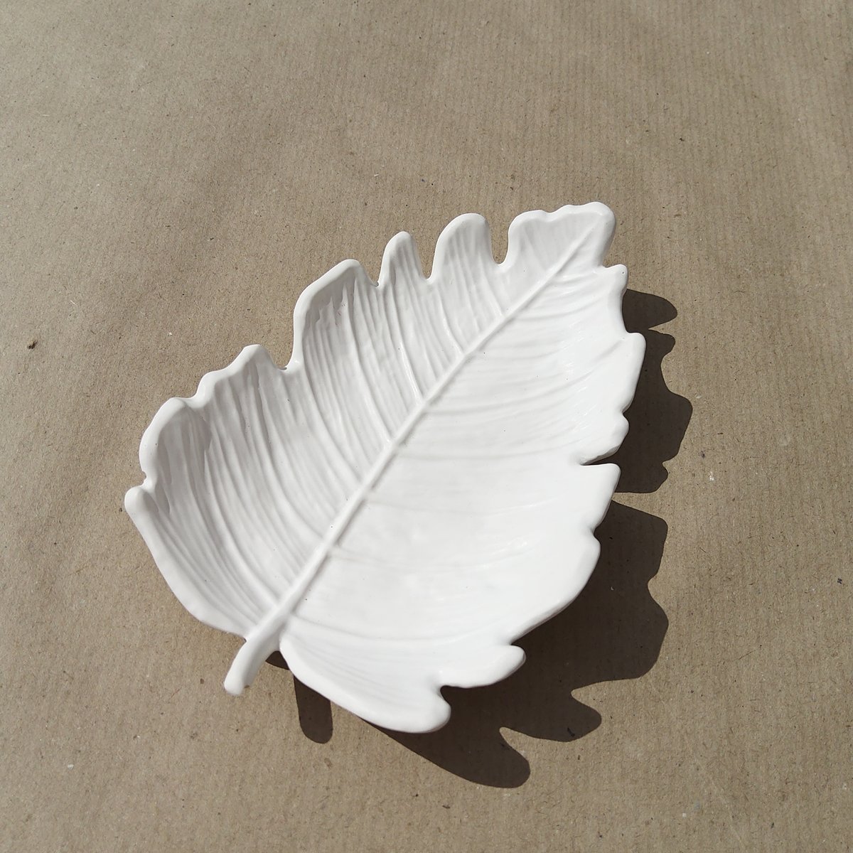 Leaf Shaped White Trinket Tray Dish 