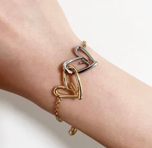 Image of 💕 Authentic LV Fall In Love Hearts Bracelet 