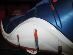 Image of Zoom LeBron IV (4) "Birthday" *PRE-OWNED"
