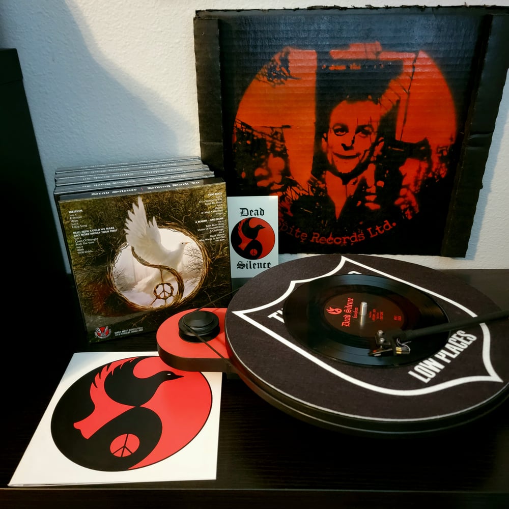 Dead Silence - Diving Back In box set