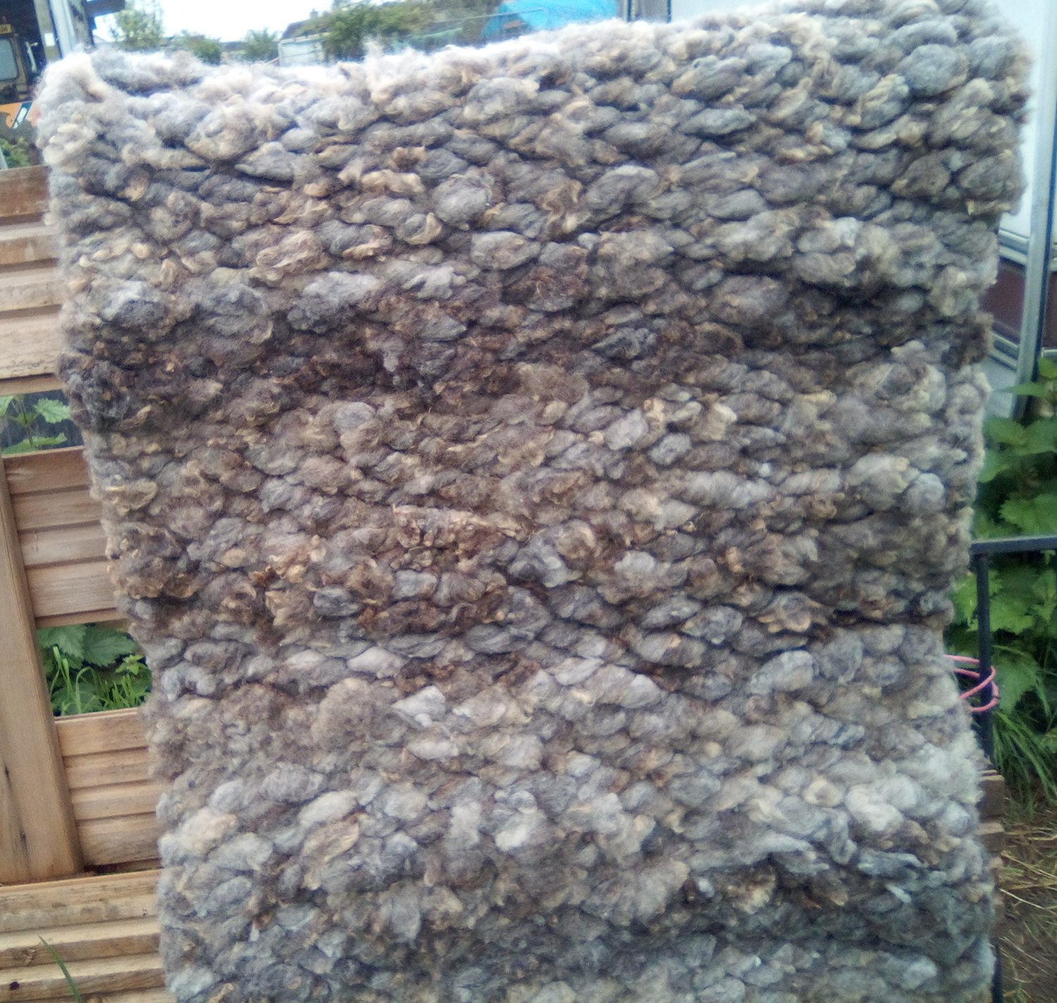 Image of HAND WOVEN PEG LOOM RUG