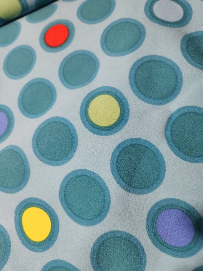 "Chew on" hand glove