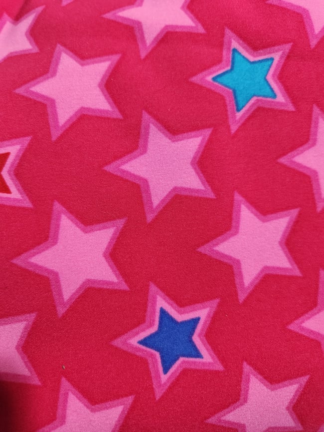 "Chew on" hand glove